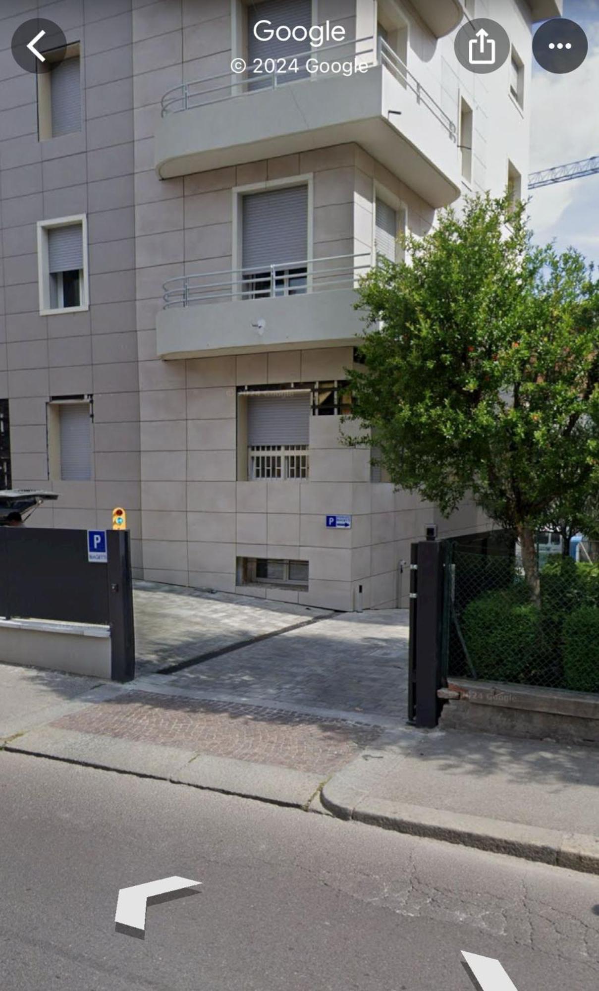 Housmart Emilia Levante 98 Bologna Exterior photo